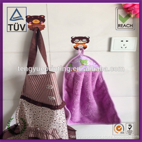 Top quality made in china ISO9001 flat plastic hooks